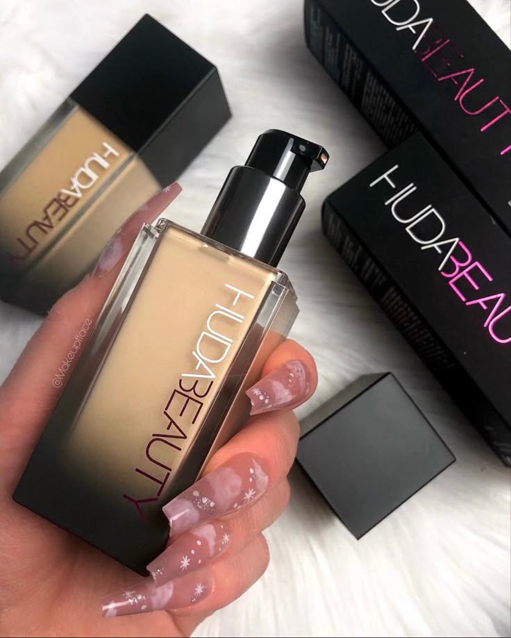 Full Coverage Liquid Foundation, 35ml - Image 3